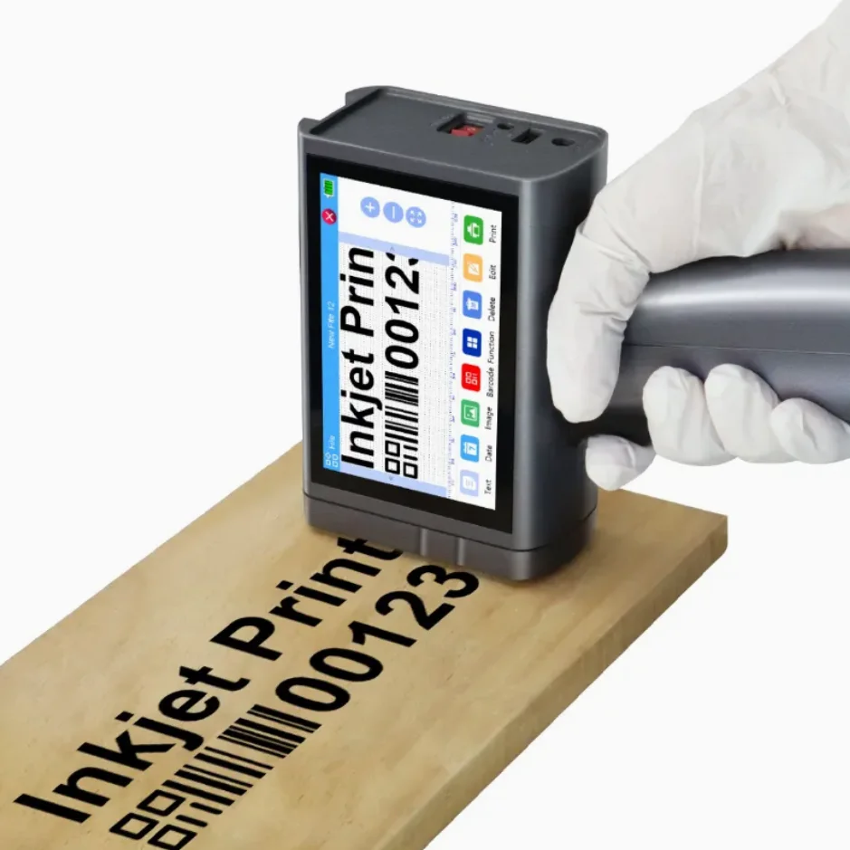 Marcaje manual sobre madera con TIJ